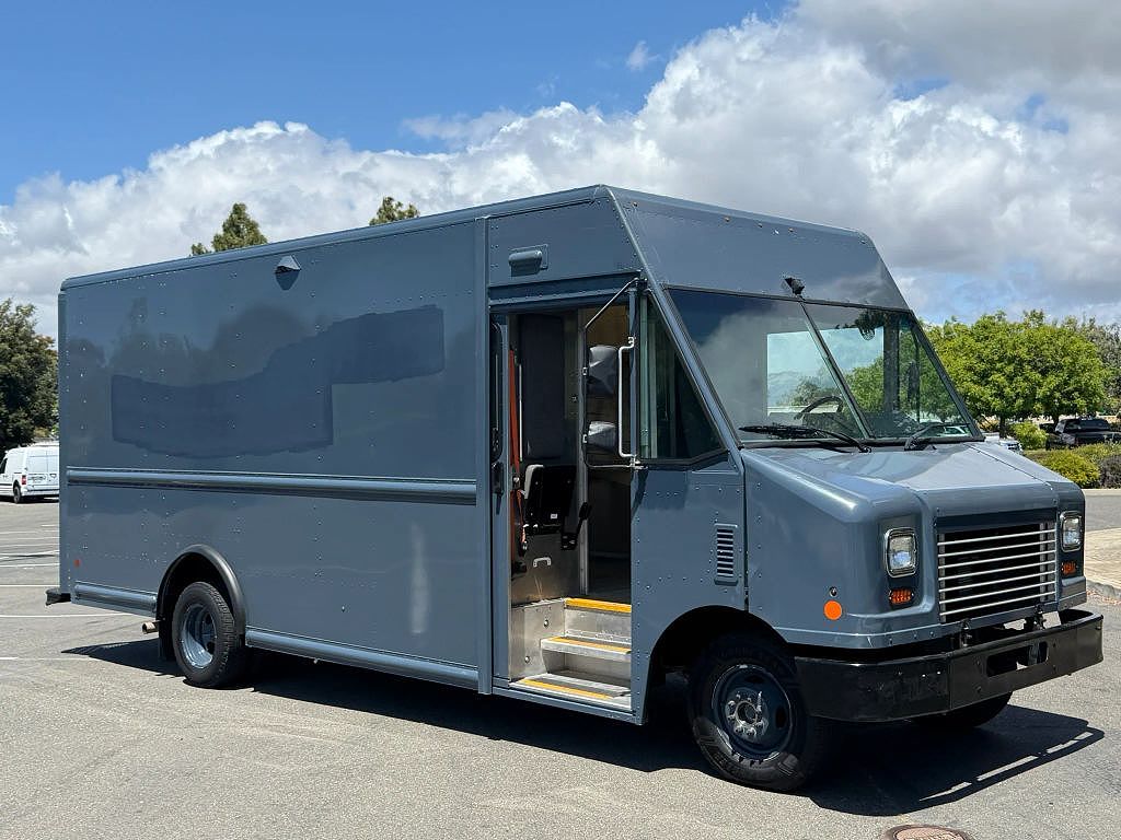 2019 Ford Econoline E-450