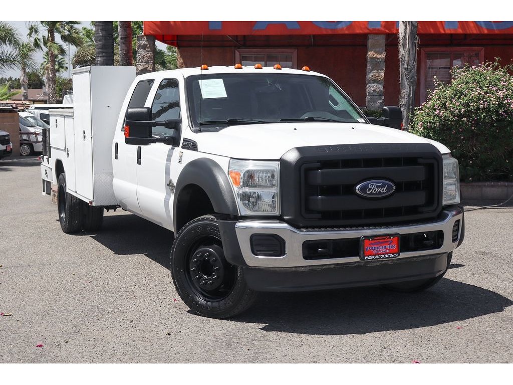 2013 Ford F-550 XL