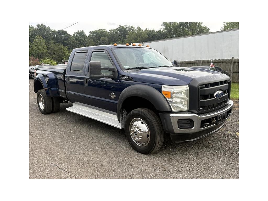 2011 Ford F-550 XLT
