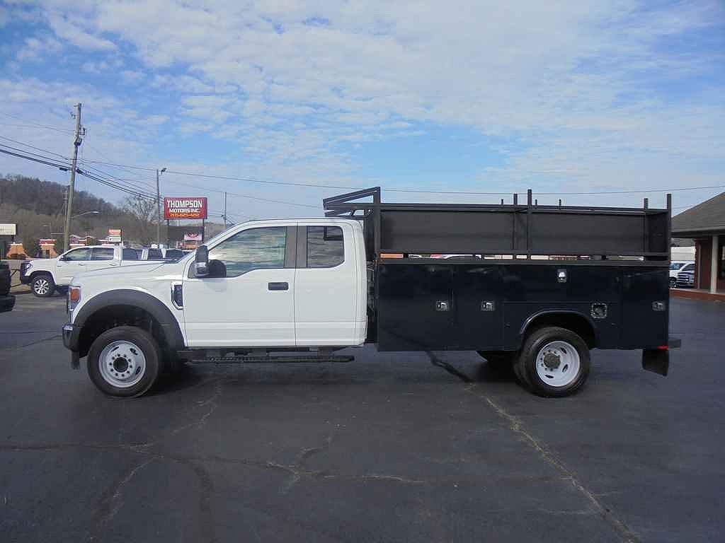 2022 Ford F-450 Unspecified