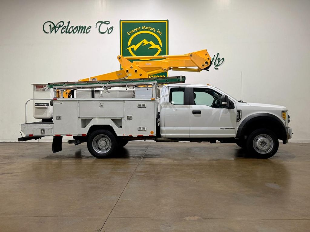 2017 Ford F-550 XL