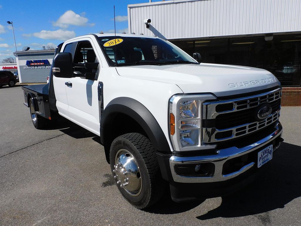 2024 Ford F-550 XL