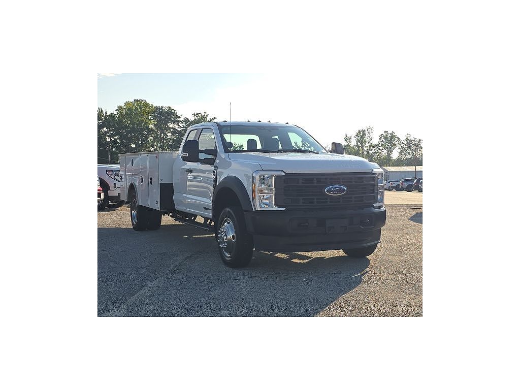 2024 Ford F-550 XL