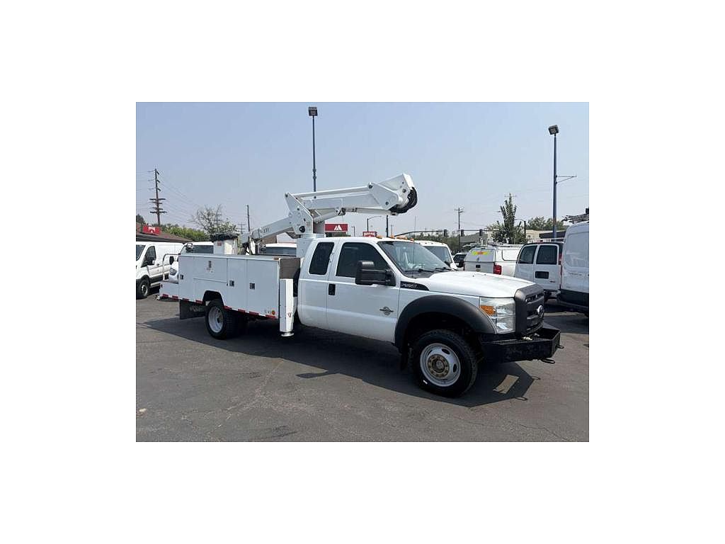 2012 Ford F-550 Unspecified
