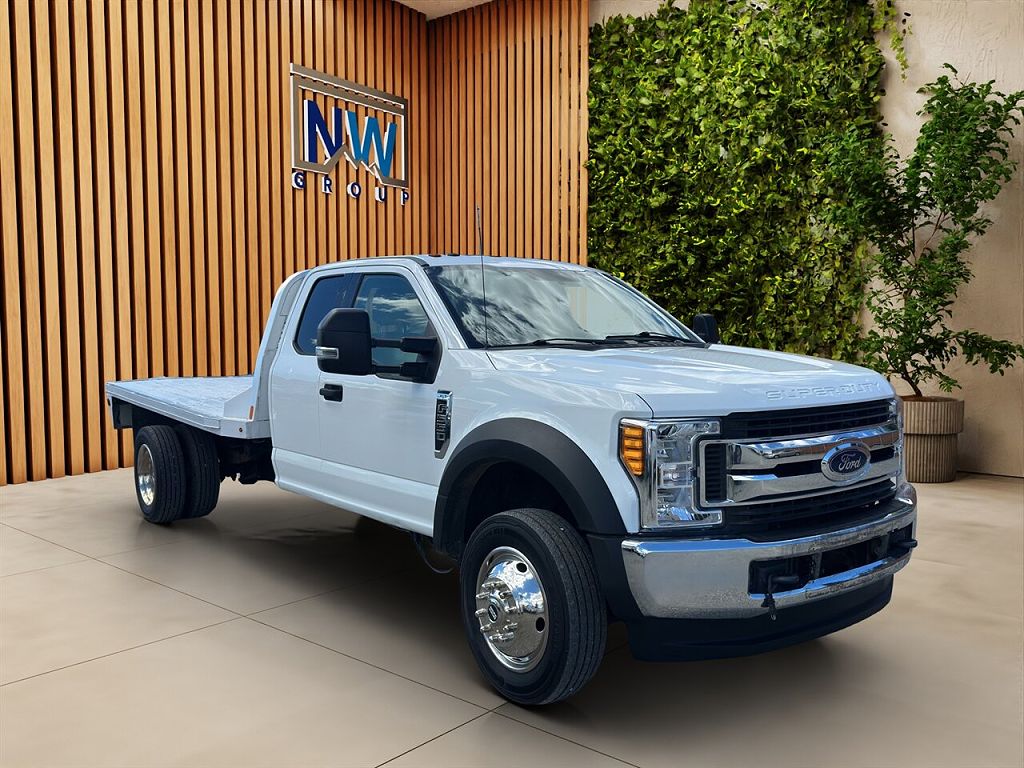 2017 Ford F-550 Unspecified