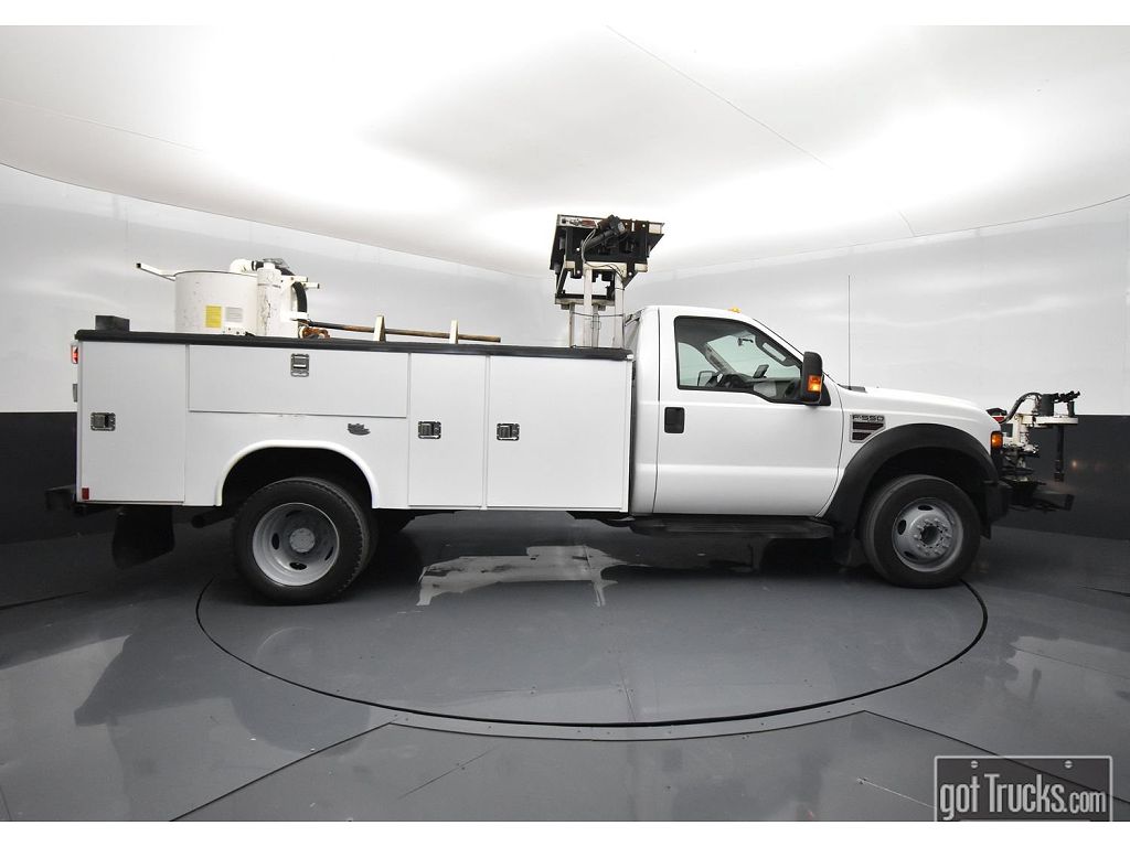 2009 Ford F-550 XL