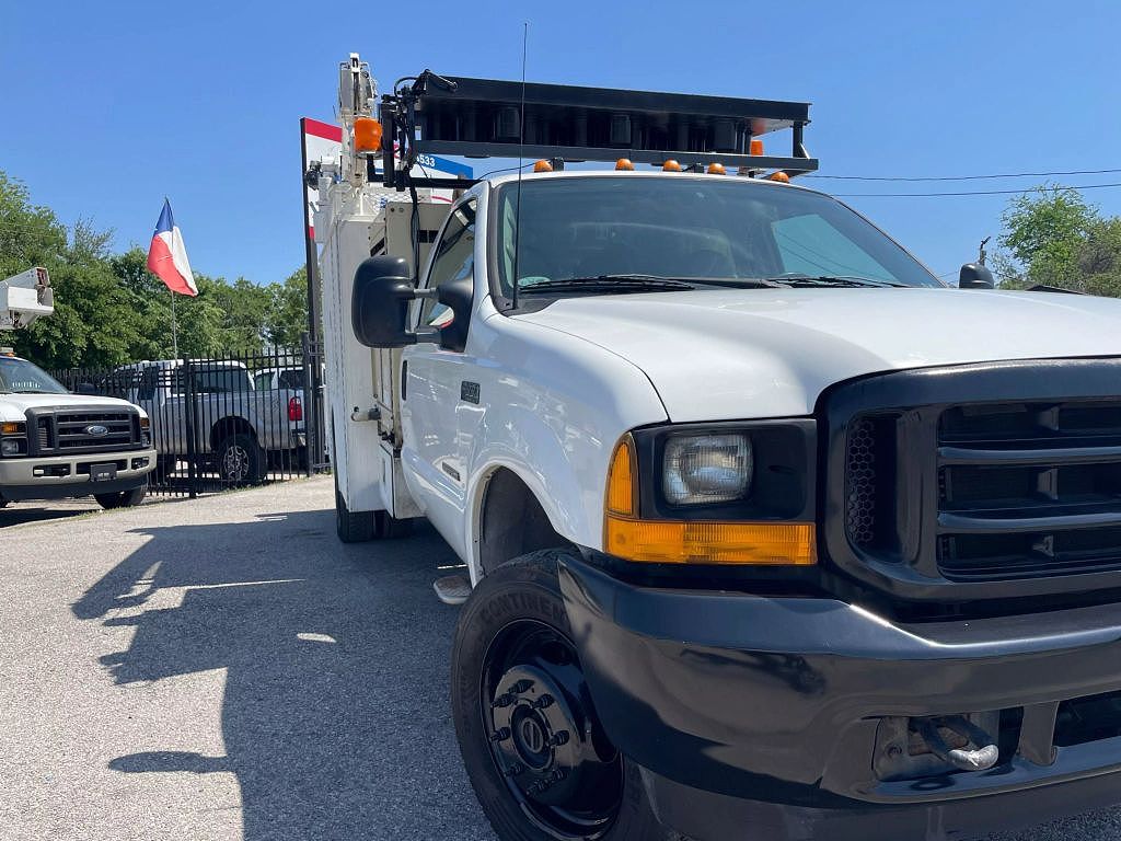 2001 Ford F-550 Unspecified