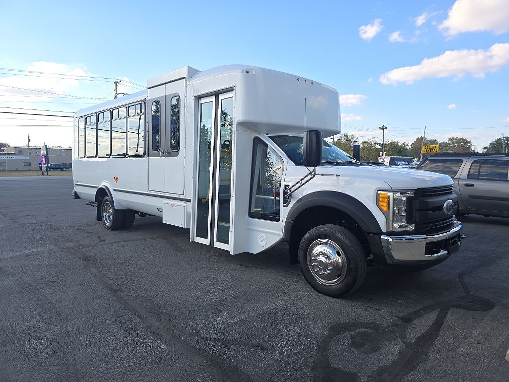 2017 Ford F-550 XL