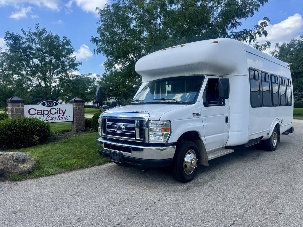 2009 Ford E-Series E-350 SD