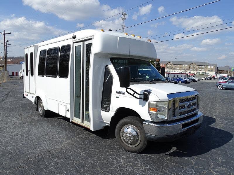2010 Ford E-Series E-350 SD