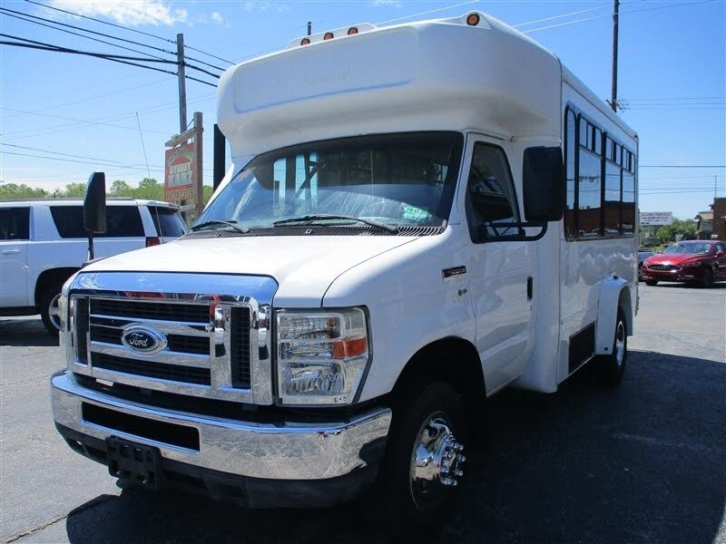 2011 Ford E-Series E-350 SD