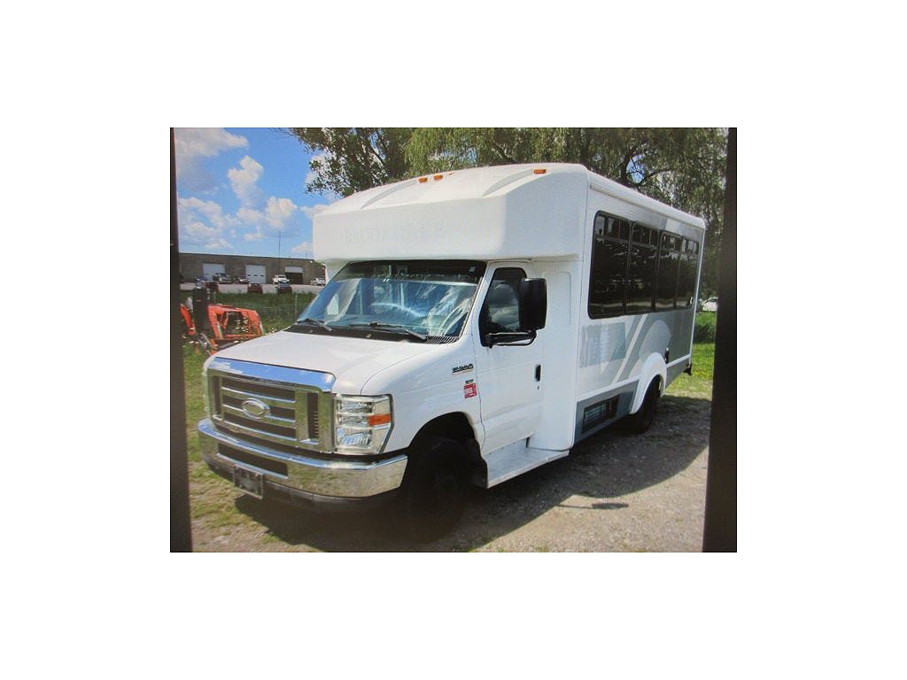 2015 Ford Econoline E-350