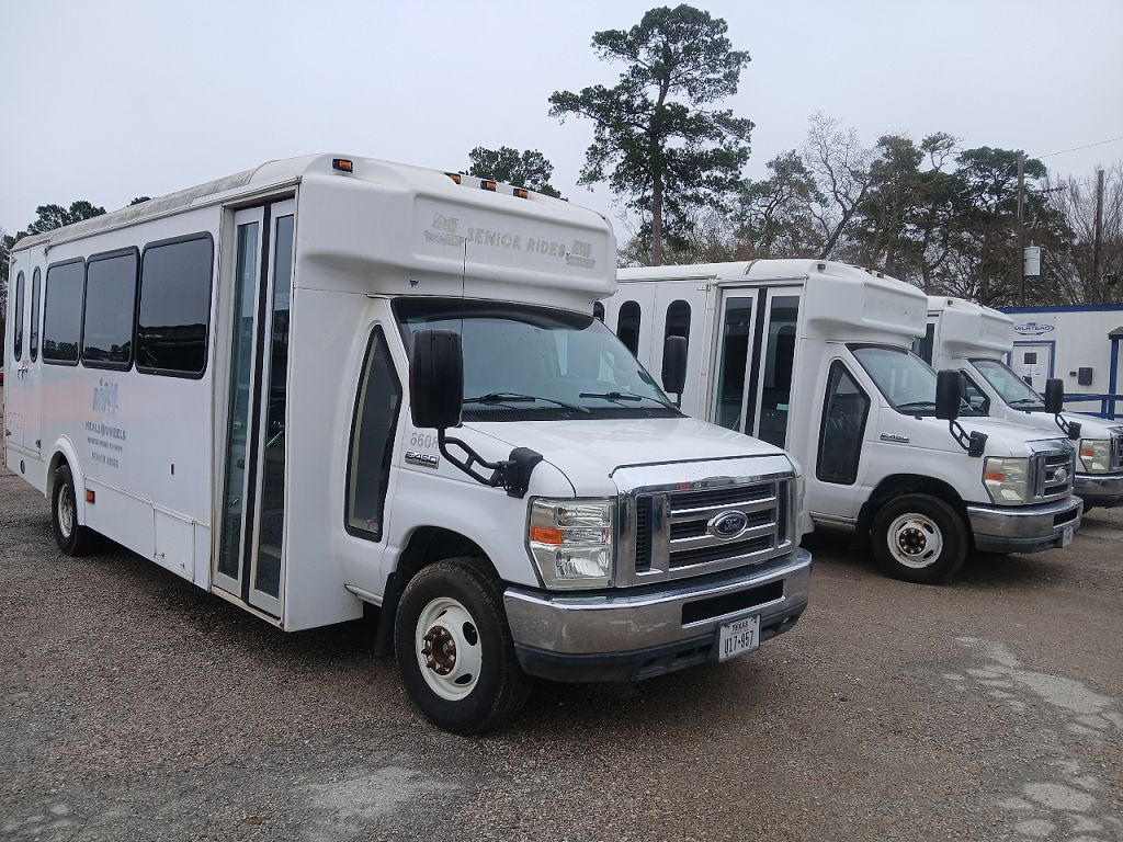 2014 Ford Econoline E-350