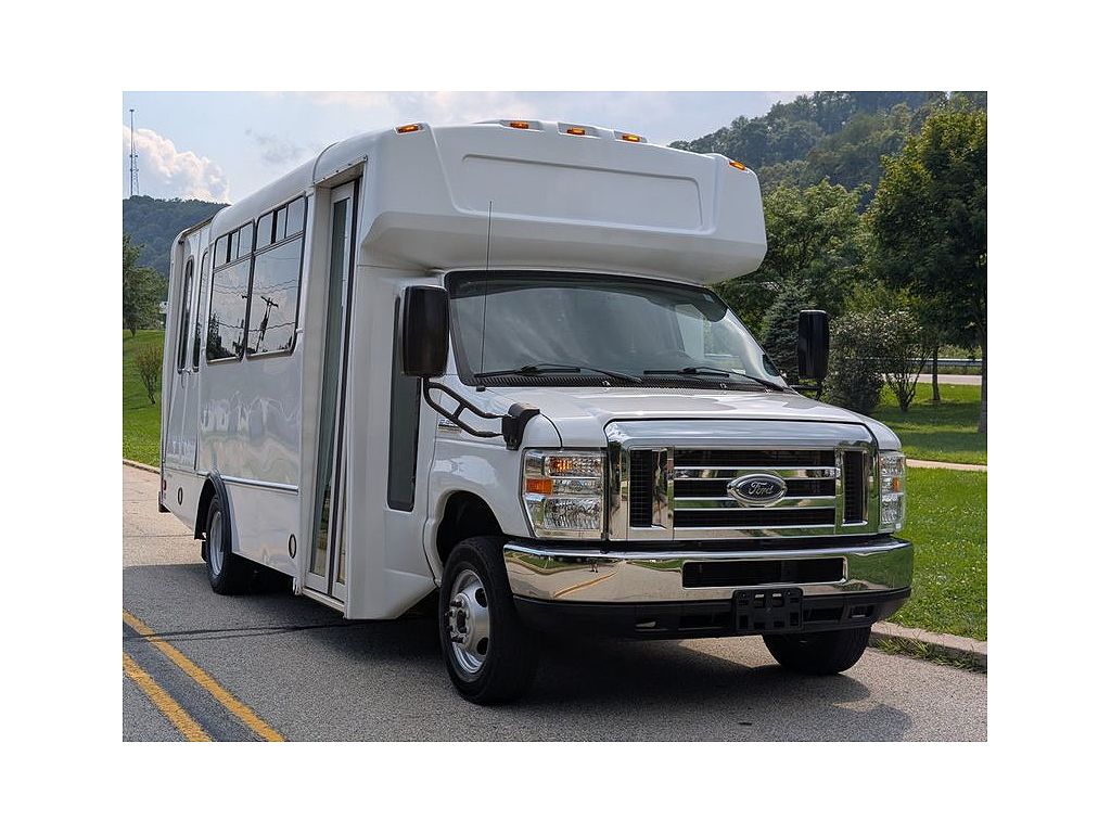 2016 Ford Econoline E-350