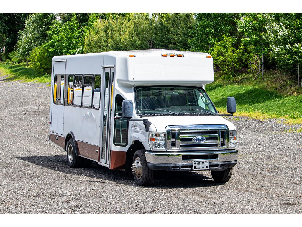2014 Ford Econoline E-450