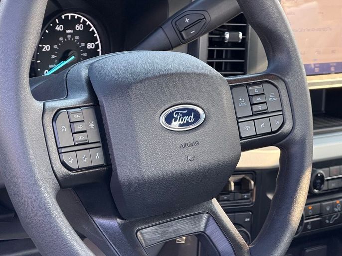 Ford F-350 XL 2026 — миниатюра 10