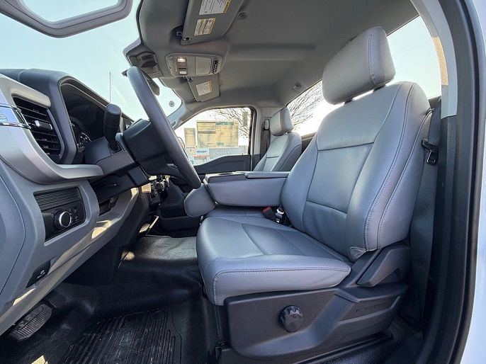 Ford F-350 XL 2026 — миниатюра 11