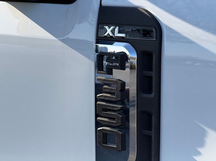 Ford F-350 XL 2026 — миниатюра 7
