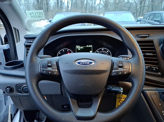 Ford Transit 2025 — миниатюра 8