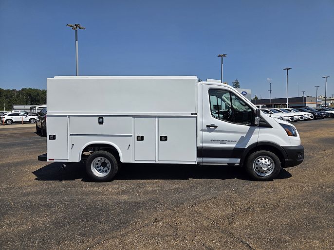 Ford Transit 2025 — миниатюра 11