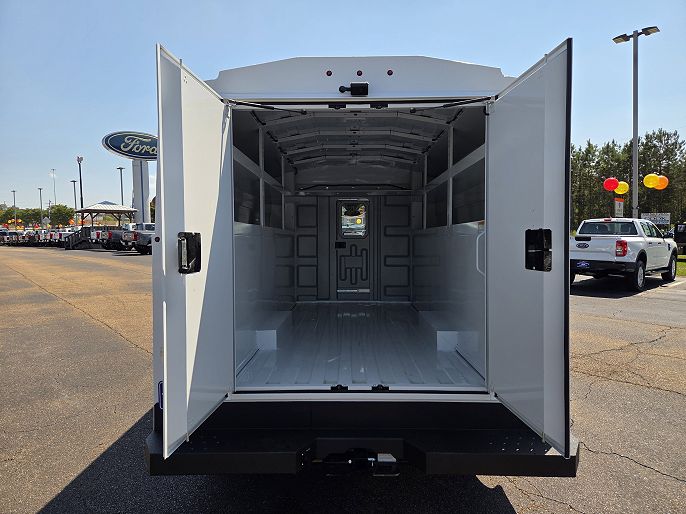 Ford Transit 2025 — миниатюра 7