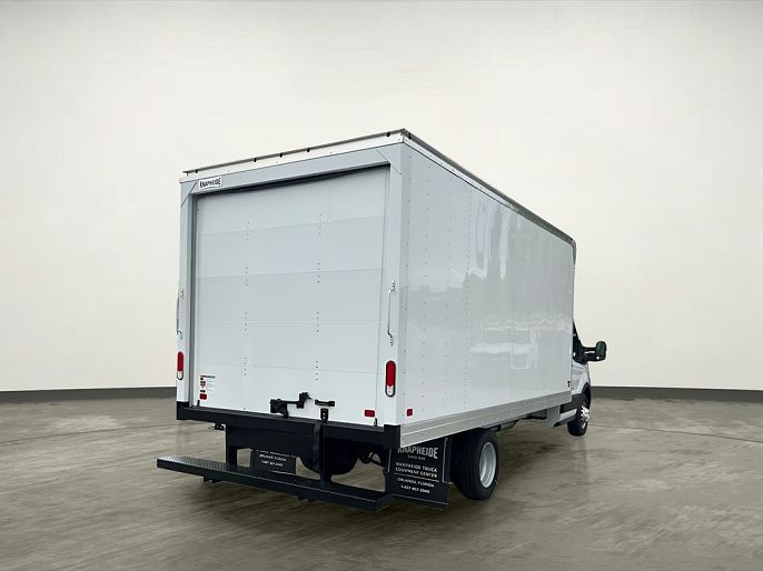 Ford Transit 2025 — миниатюра 8