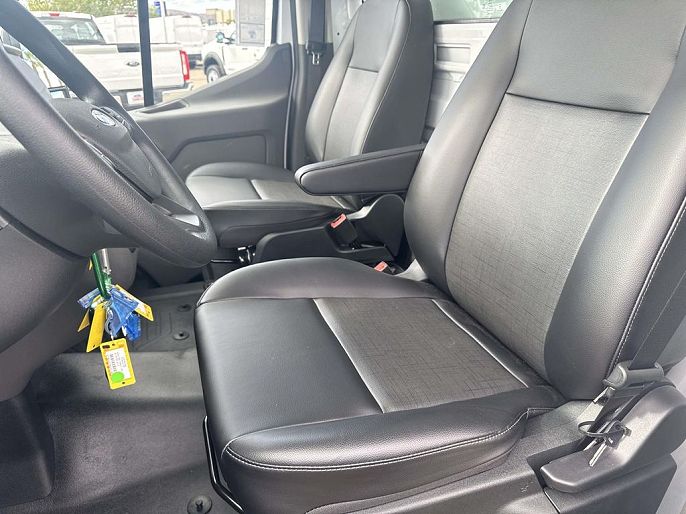 Ford Transit 2025 — миниатюра 18