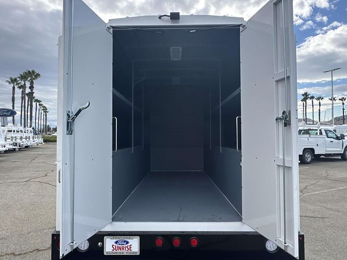 Ford Transit 2025 — миниатюра 20