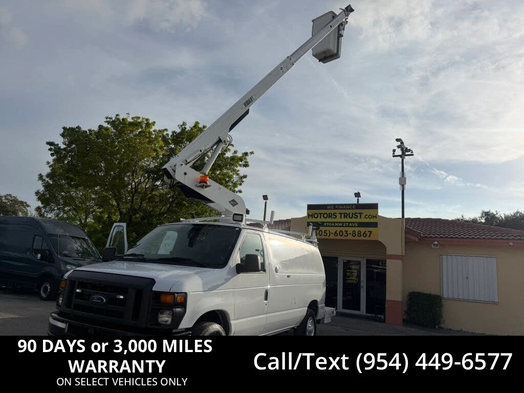 2013 Ford E-Series E-350 Super Duty Cargo Van