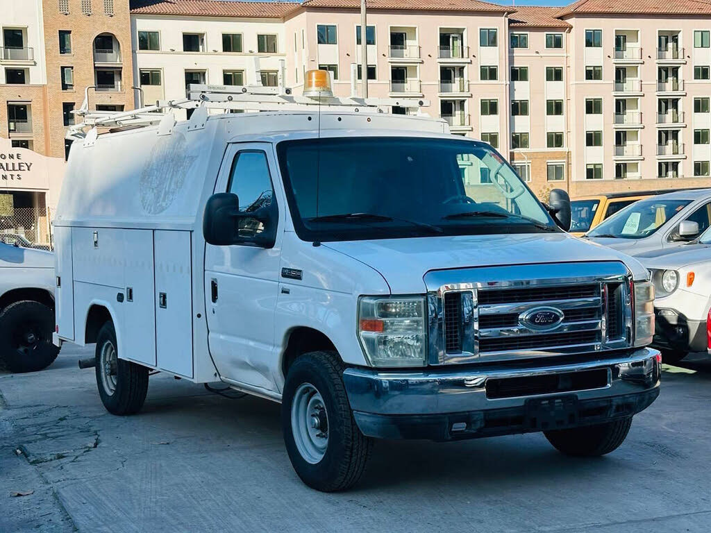 2011 Ford E-Series E-350 SD