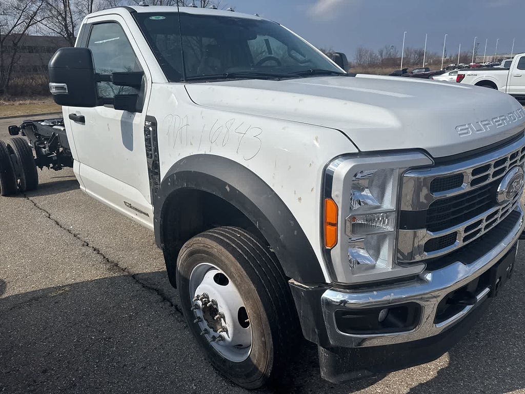 2023 Ford F-450 Unspecified