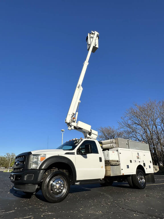 2013 Ford F-450 Unspecified