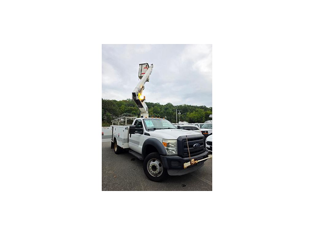 2013 Ford F-450 Unspecified