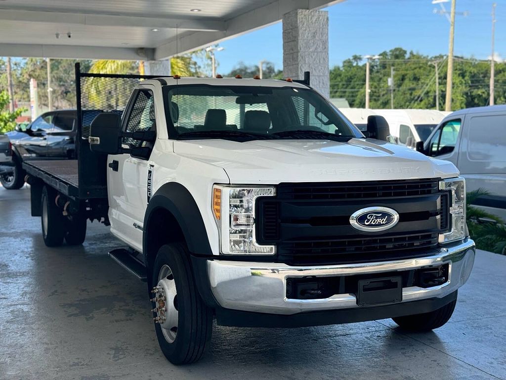 2017 Ford F-550 Unspecified