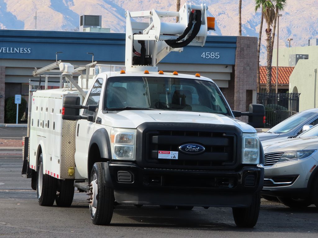 2012 Ford F-550 Unspecified