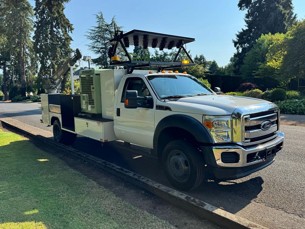2012 Ford F-550 Unspecified