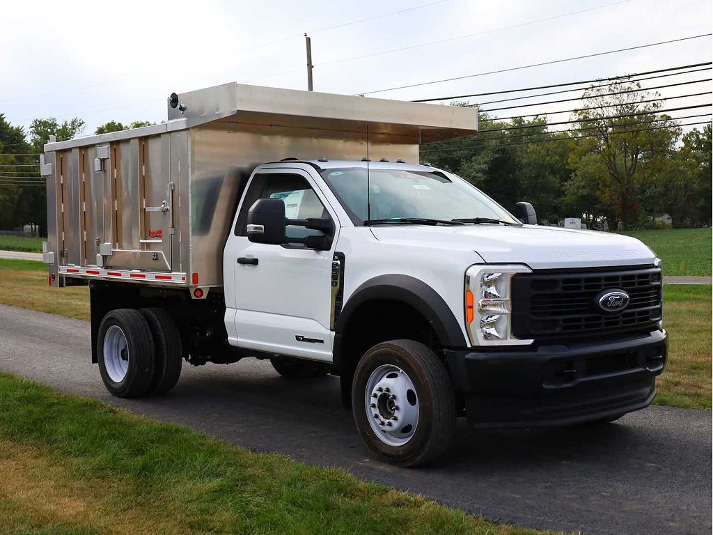 2023 Ford F-550 XL
