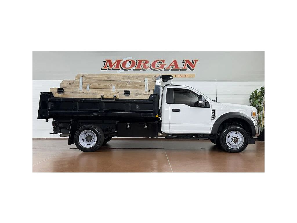 2022 Ford F-550 XL