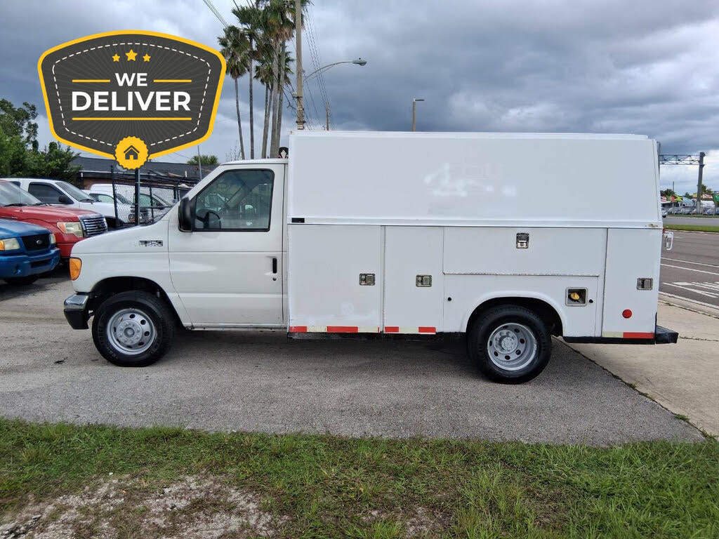2005 Ford E-Series E 350 SD 2dr Commercial/Cutaway/Chassis 138 176 in. WB