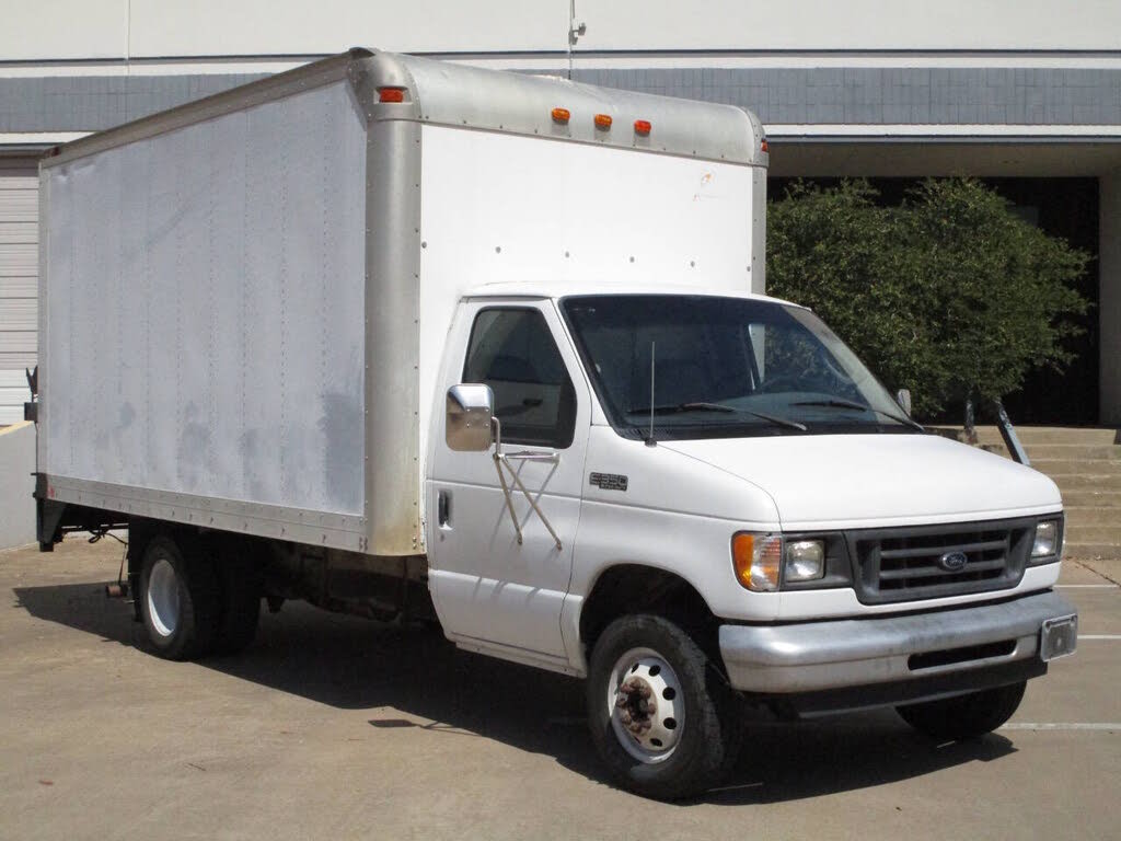 2003 Ford E-Series E 350 SD 2dr Commercial/Cutaway/Chassis 138 176 in. WB