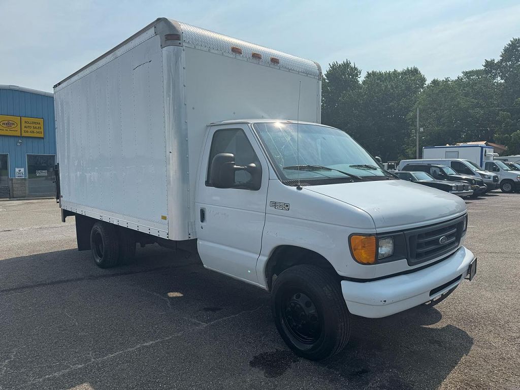 2004 Ford Econoline E-350