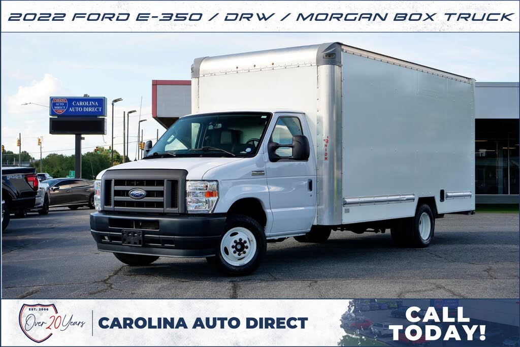 2022 Ford Econoline E-350