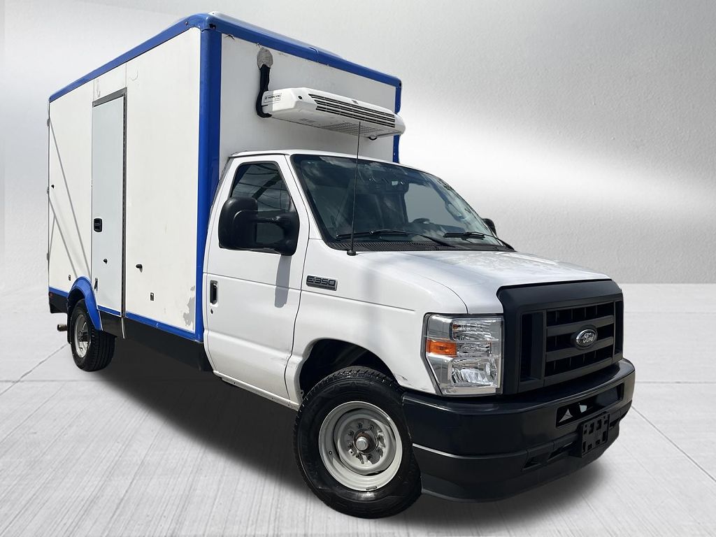 2023 Ford Econoline E-350