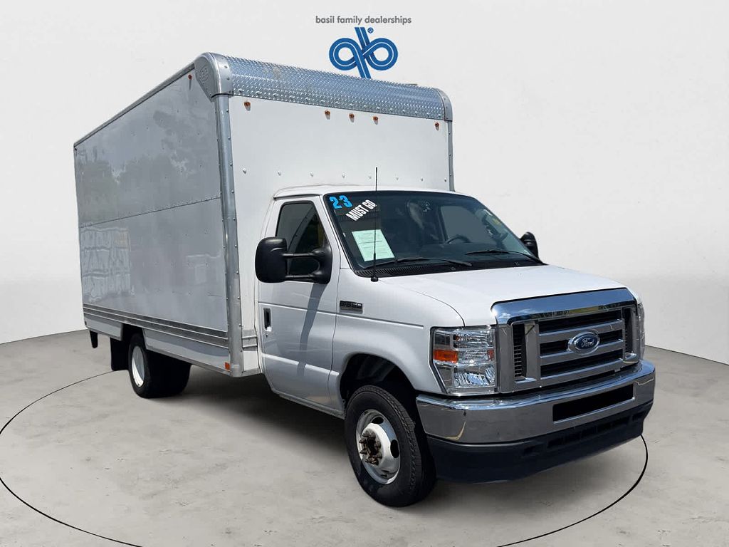 2023 Ford Econoline E-350