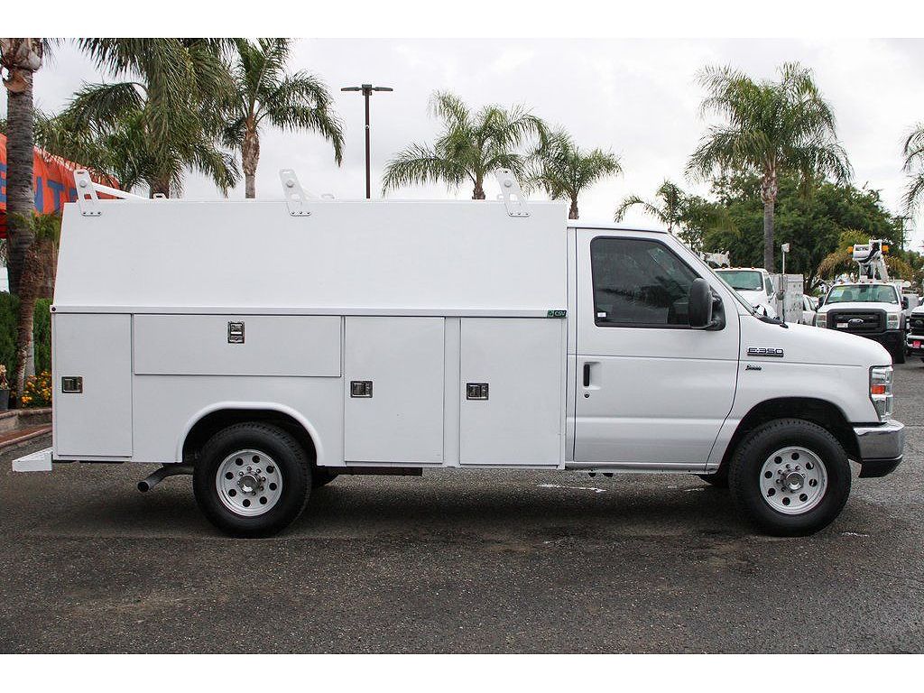 2014 Ford Econoline E-350