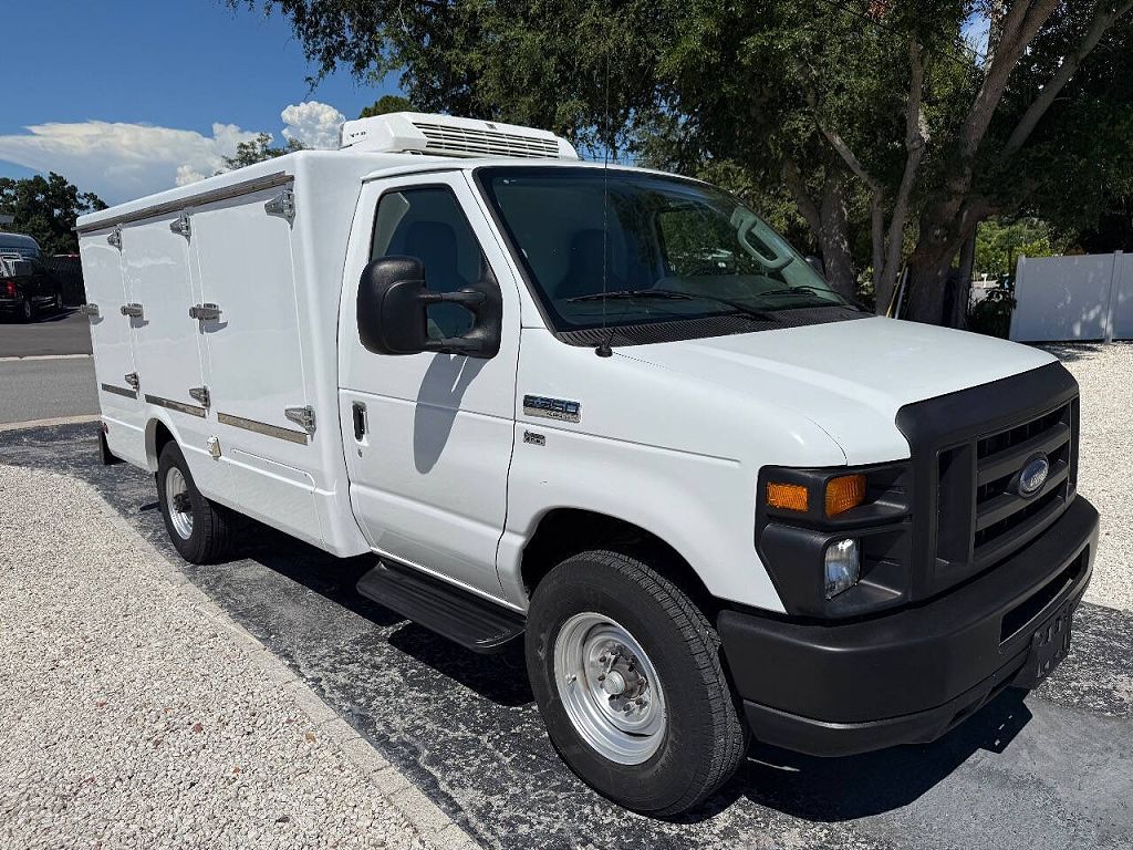 2013 Ford Econoline E-350