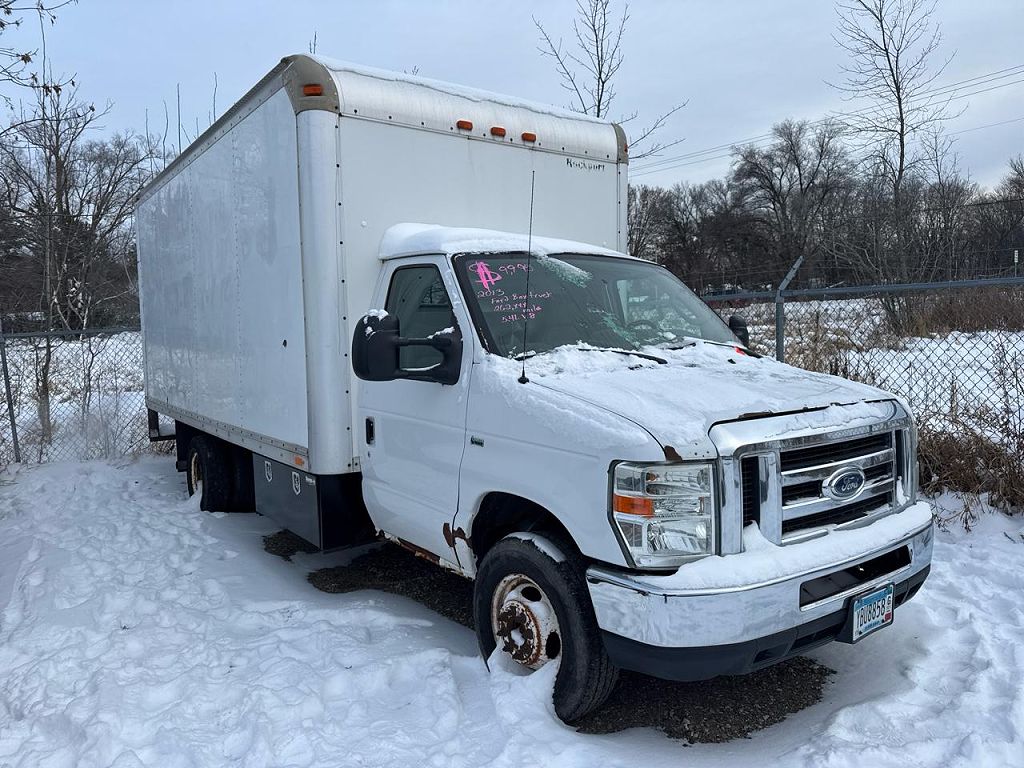 2013 Ford Econoline E-350