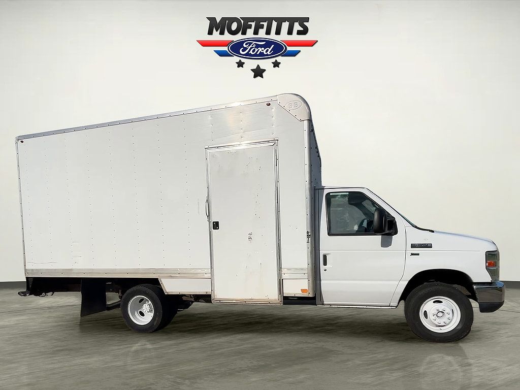 2015 Ford Econoline E-350