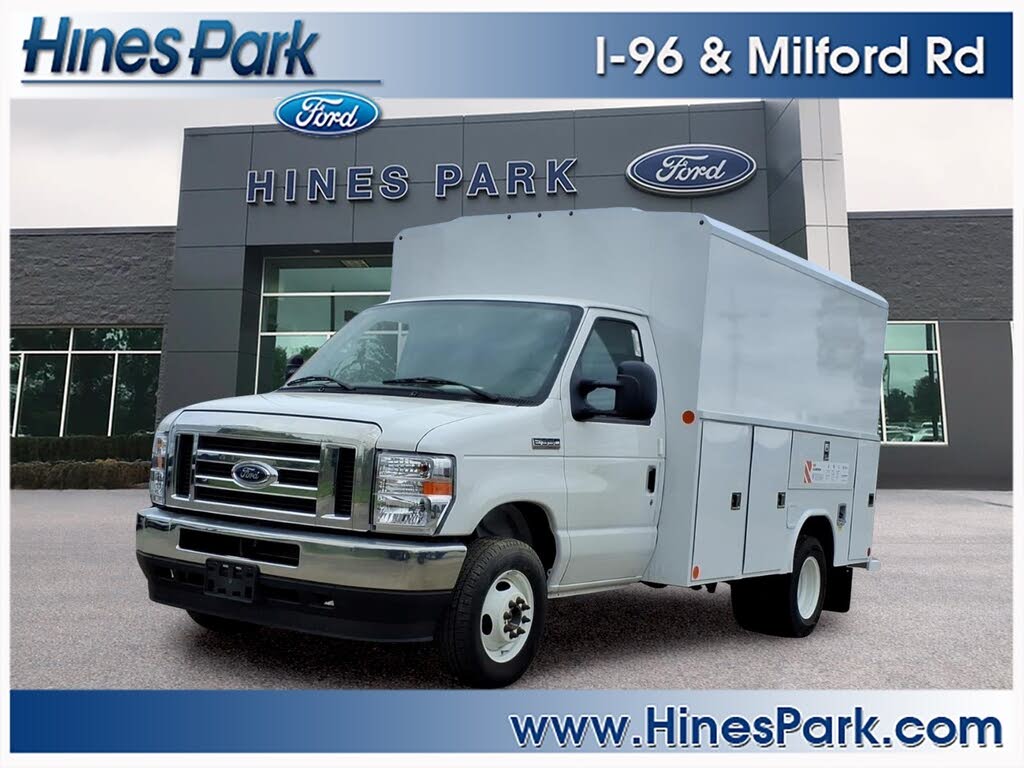 2025 Ford E-Series E-350 SD
