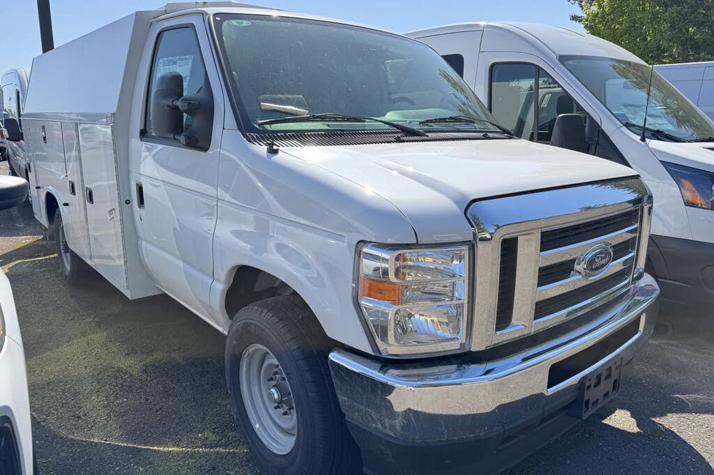 2025 Ford E-Series E-350 SD